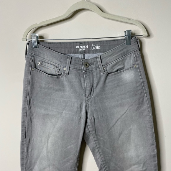 Denizen from Levi's Grey Low-Rise Jegging 28 - Picture 2 of 5